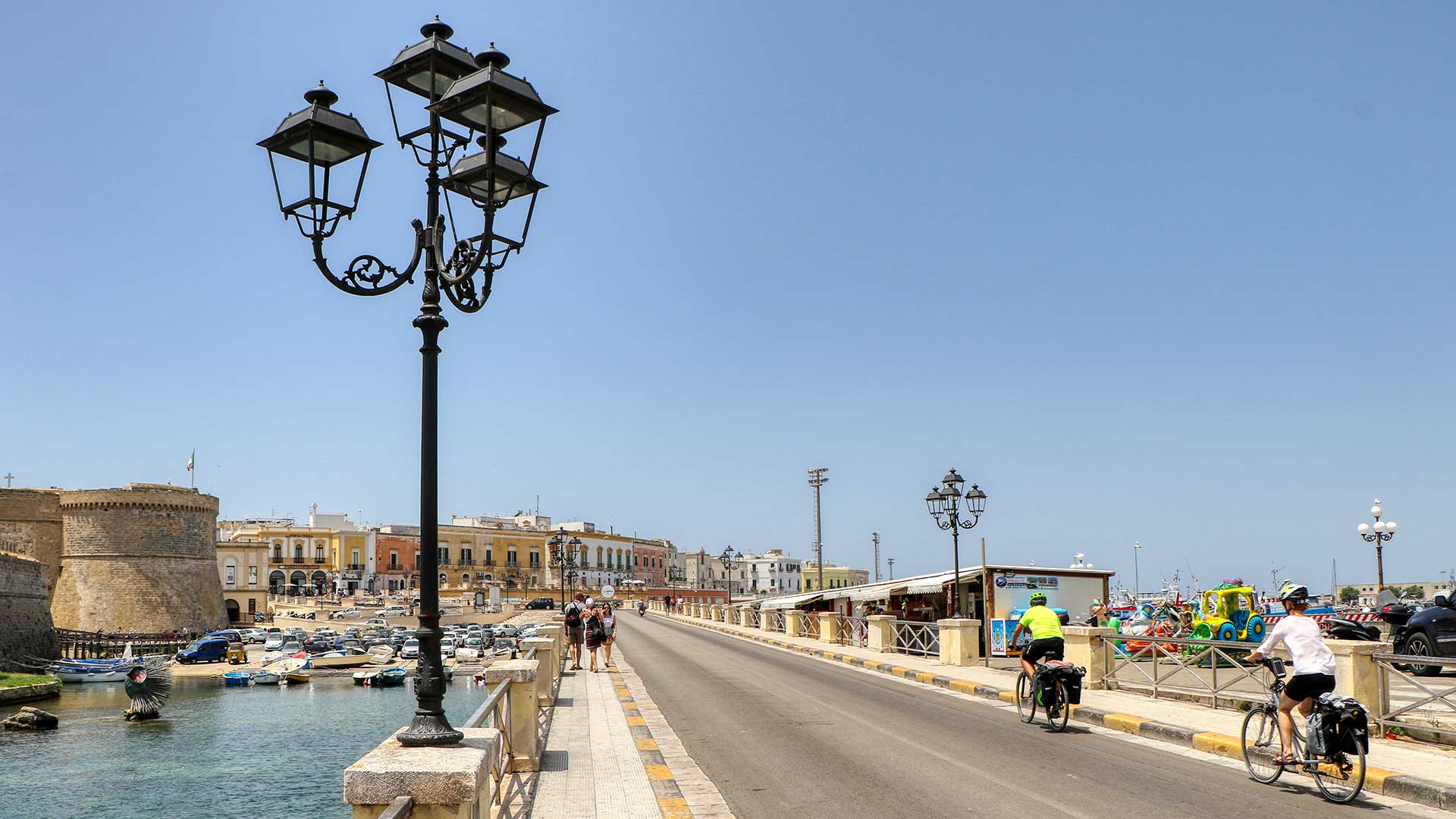 Group tour: eMTB in Gallipoli, pearl of the Ionian Sea