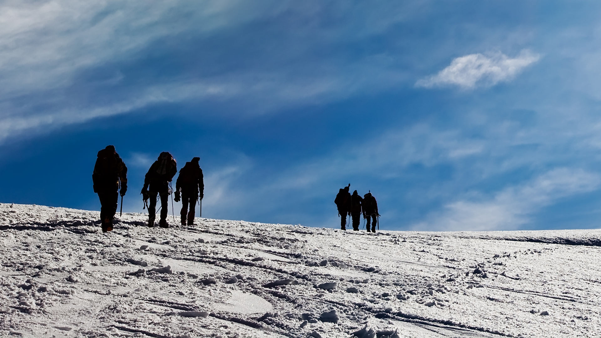 Group Tour: Pollux Summit Climb with Mountaineering guide