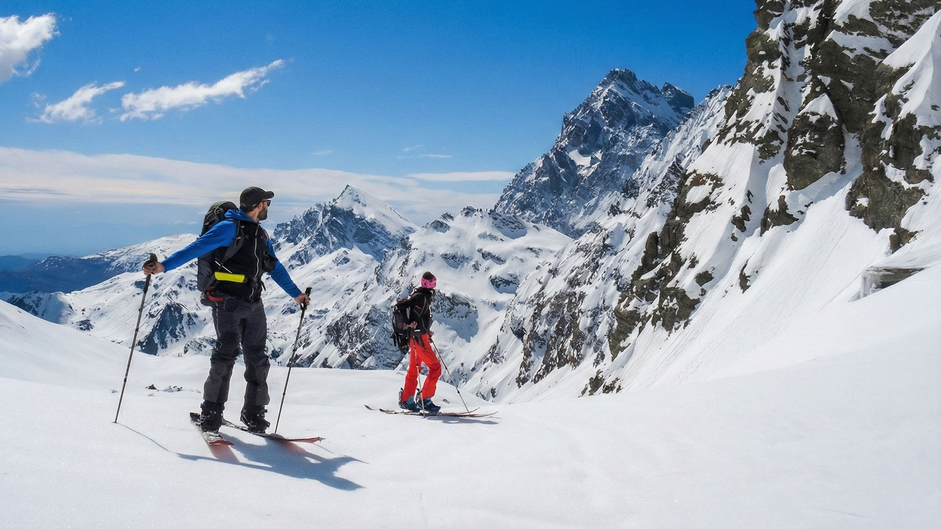 Ski Touring and Splitboarding Experience in the Alps with Guide - Sestriere