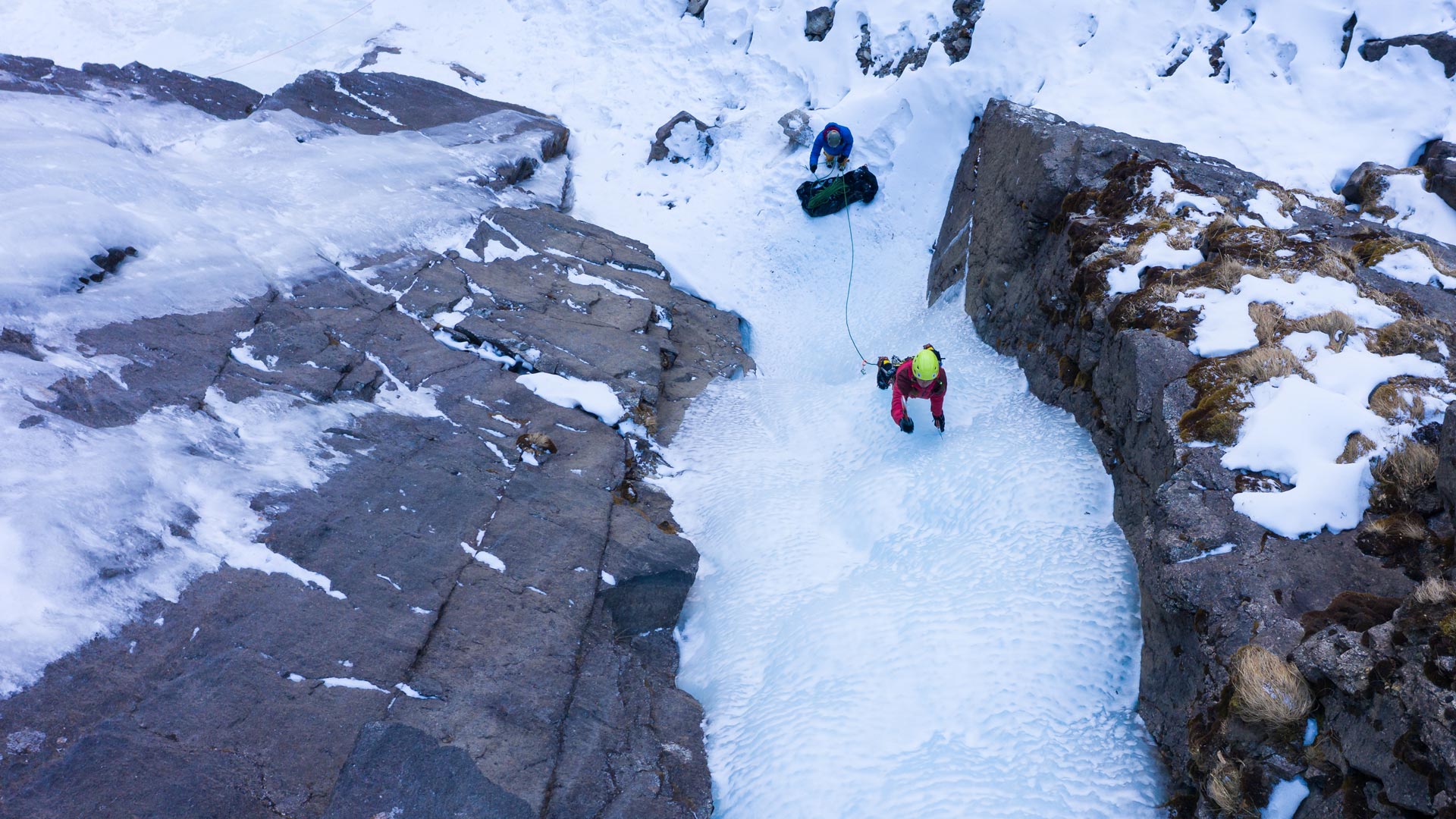 Ice Climbing: First Experience with Guide in the Alps